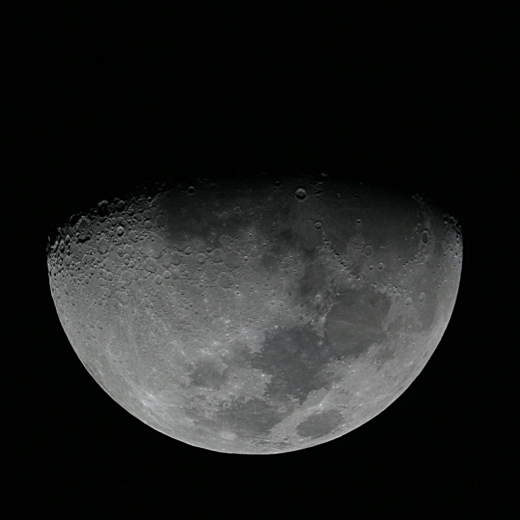 Gibbous Moon - 200mm f/5 Newtonian, Canon Digital Rebel, Single Shot